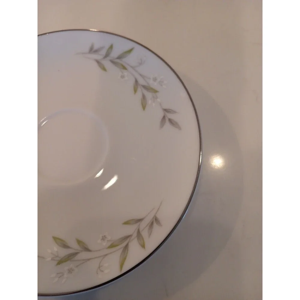 St. Regis #101 Fine China Saucer Plate Japan Vintage Discontinued Pattern